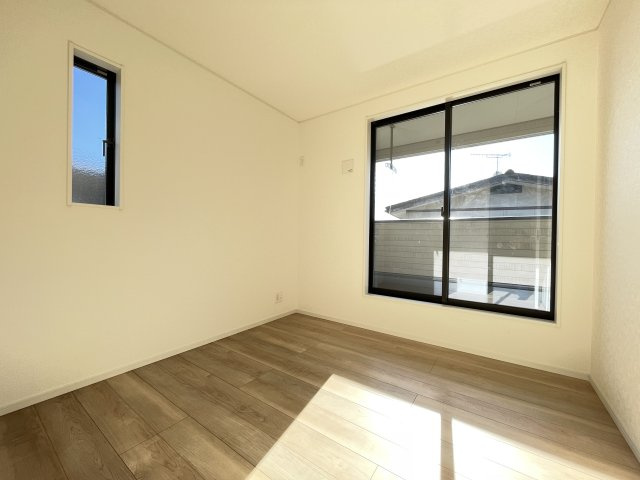 新築戸建・建売　足利市今福町第1　三重小・第一中の洋室