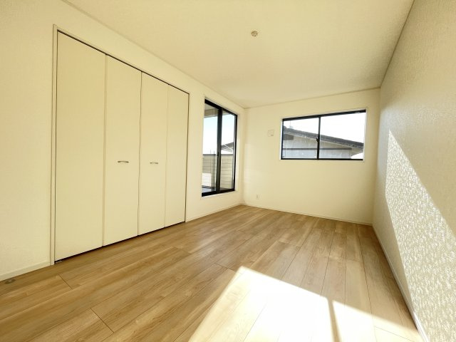 新築戸建・建売　足利市今福町第1　三重小・第一中の洋室