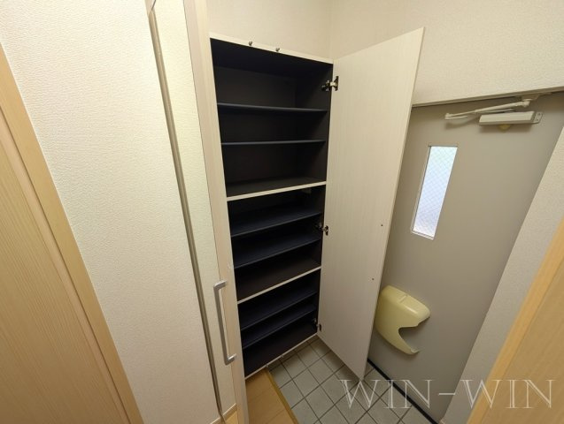 ミルトラウムの玄関