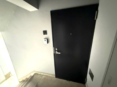 【エントランス】 | ハコニスアパートメントA