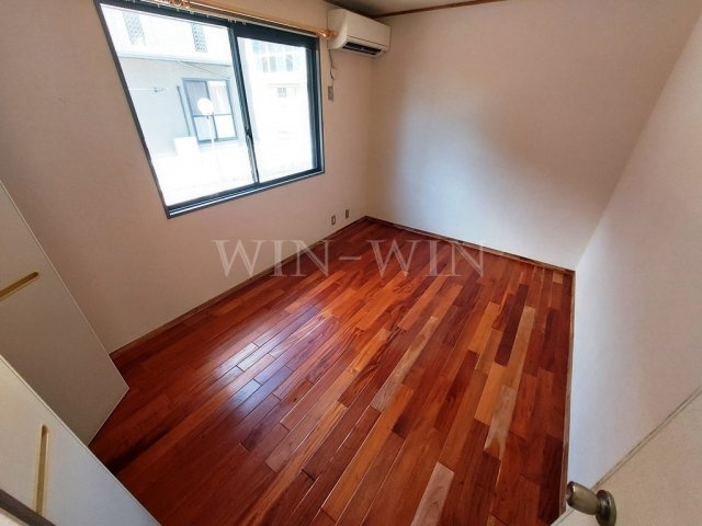 ユトリロ新栄 Bの寝室