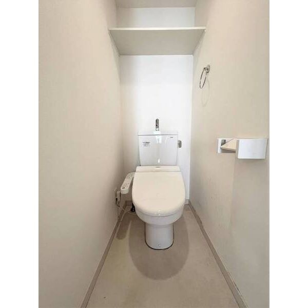 アルバーノ大江　B棟のトイレ