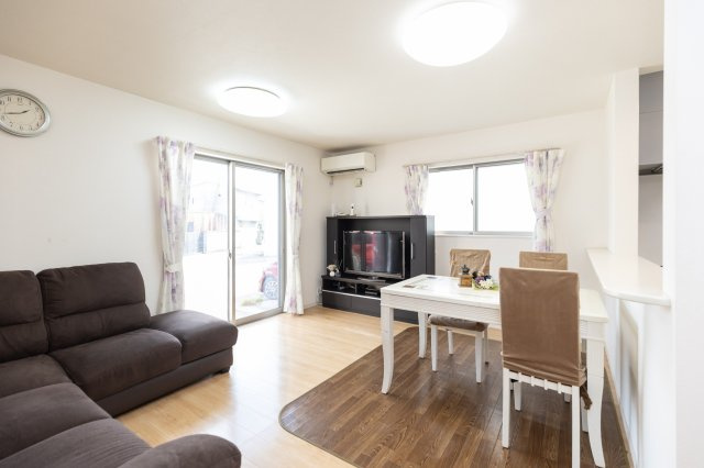 【居間・リビング】 | 丹羽郡扶桑町大字柏森字甲寺裏