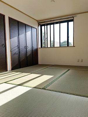 【寝室】 | ラルジュ・アイ