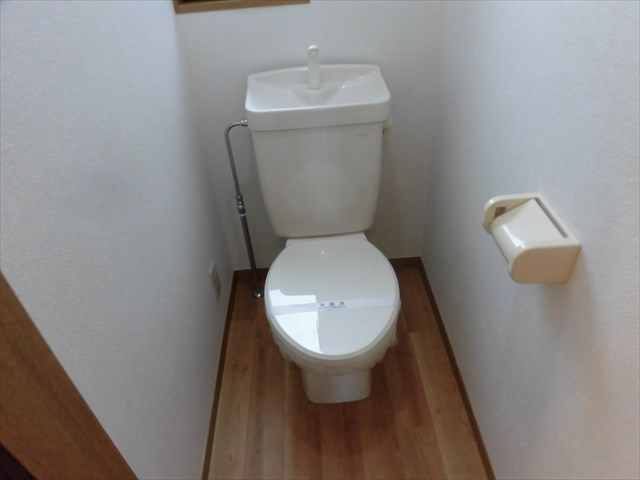 【トイレ】 | ラルジュ・アイ | 清潔感のあるトイレです