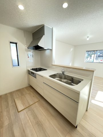 新築戸建・建売　足利市今福町第1　三重小・第一中のキッチン