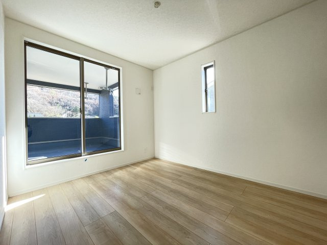 新築戸建・建売　足利市今福町第1　三重小・第一中の洋室