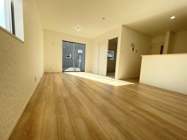 新築戸建・建売　足利市今福町第1　三重小・第一中の居間・リビング
