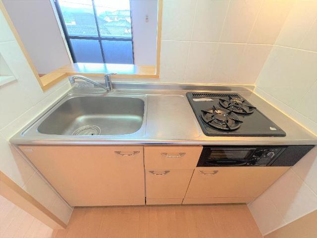 サンタプレイスのキッチン|キッチン②