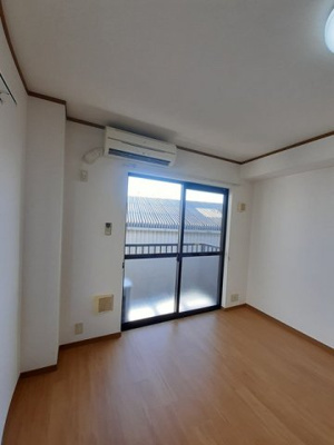 【内装】 | ミニヨンハウス | 中はこのようになっています