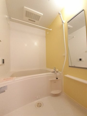 【浴室】 | ミニヨン・アンジュ | 落ち着いた空間のお風呂です