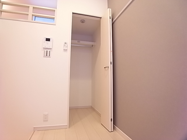 クレーアジュ山手の収納