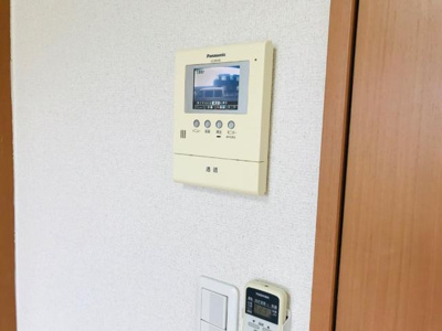 【セキュリティ】 | ロイヤルハイツ | カラーモニターホン