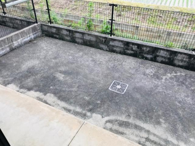 【庭】 | ロイヤルハイツ | 専用庭