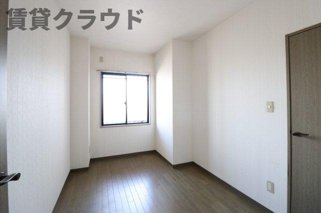 レジデンスJOKOの居間・リビング|ゆったり過ごせるリビングです