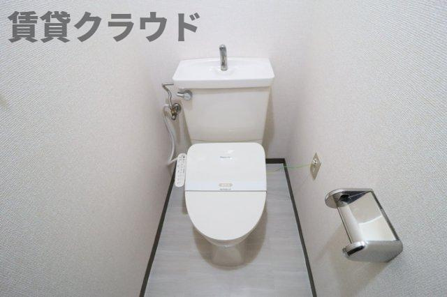 レジデンスJOKOのトイレ|ゆったりとした空間のトイレです