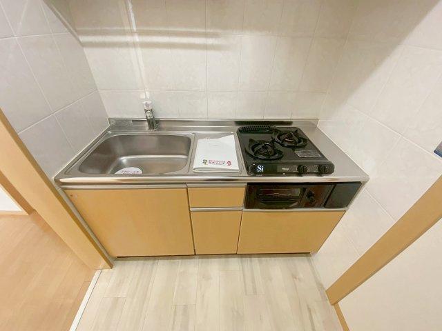 スターテラス宝塚のキッチン|コンパクトなキッチンで掃除もラクラク