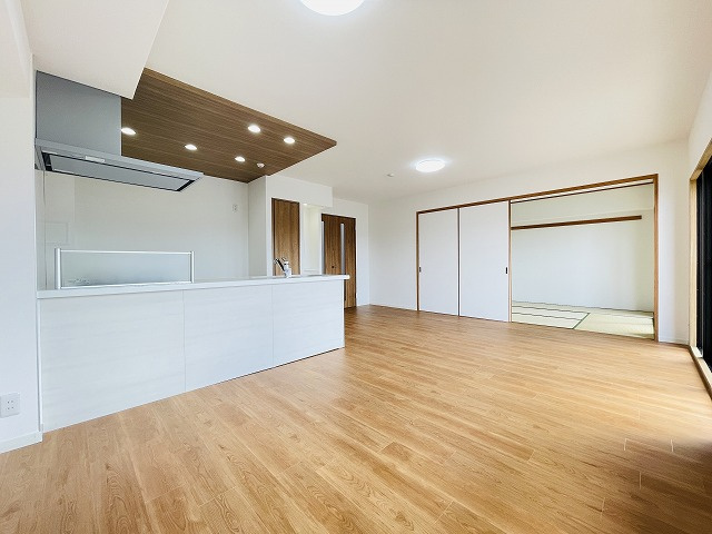 【居間・リビング】 | アンピール教育大前Ⅱ