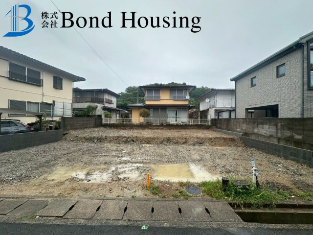 お車3台駐車可能・LDKは広々約18帖　垂水区神和台3丁目の外観