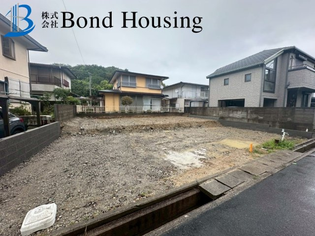 お車3台駐車可能・LDKは広々約18帖　垂水区神和台3丁目の外観