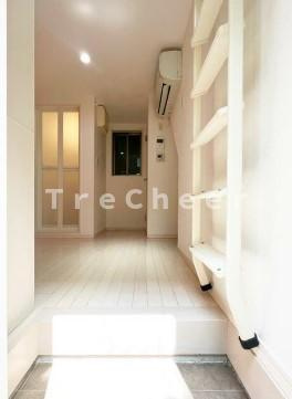 サークルハウス東池袋の玄関