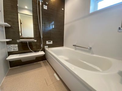 【完成予想図】 | 駒沢大学6区画 | 南仏プロヴァンスstyleの住宅、割石・タイルなどで施工され、
ご家族を温かいぬくもりに包みこみます
