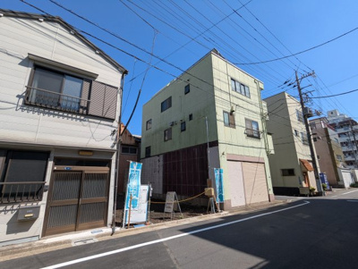 【前面道路含む現地写真】 | 墨田区横川１丁目の新築戸建