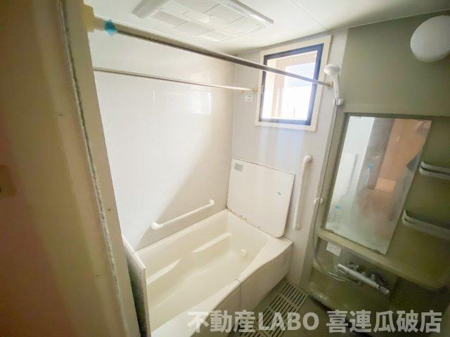 ガーデンハイツ加美 C棟の浴室