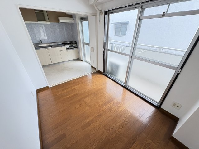 ルミエール市川の居間・リビング