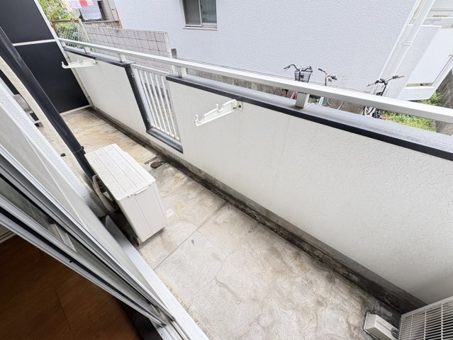 ルミエール市川のバルコニー