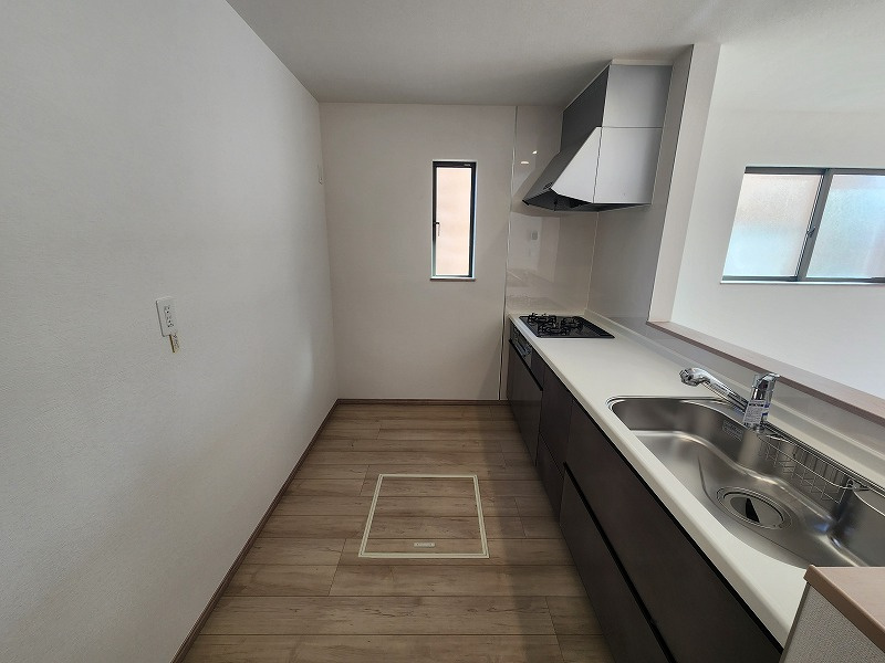 小牧市藤島２丁目　新築戸建　B号棟のキッチン|お料理しやすいキッチンです