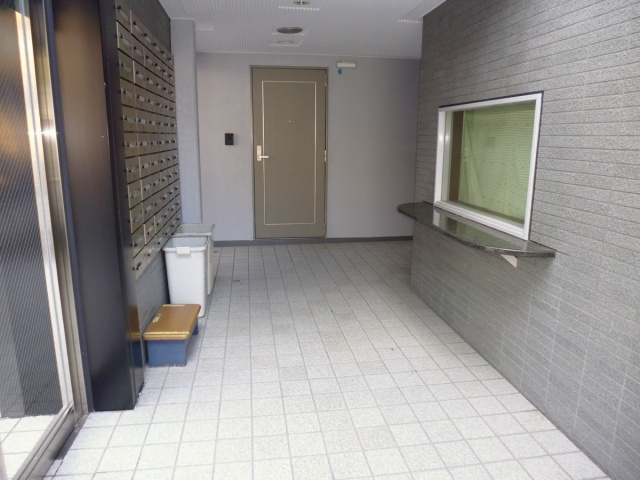 サザンリバー名谷のエントランス