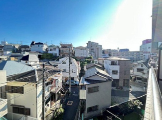 【展望】 | 頬をなでる優しい風を感じることが出来ます。つい深呼吸をしたくなる気持ちの良い眺望を楽しみましょう。