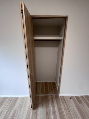 【収納】阪急日生ニュータウン花咲く丘の街Ｂ棟 