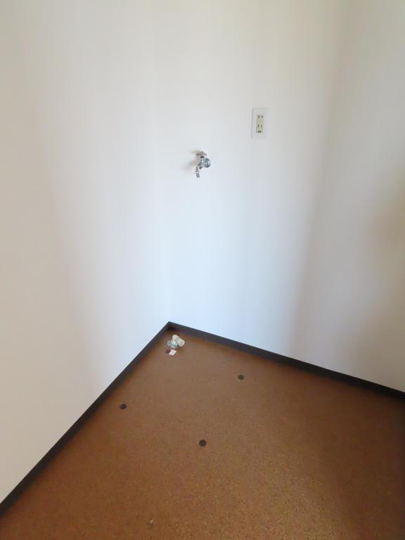 オークアベニューＡの洗面所|写真は反転タイプのＢ202号室です