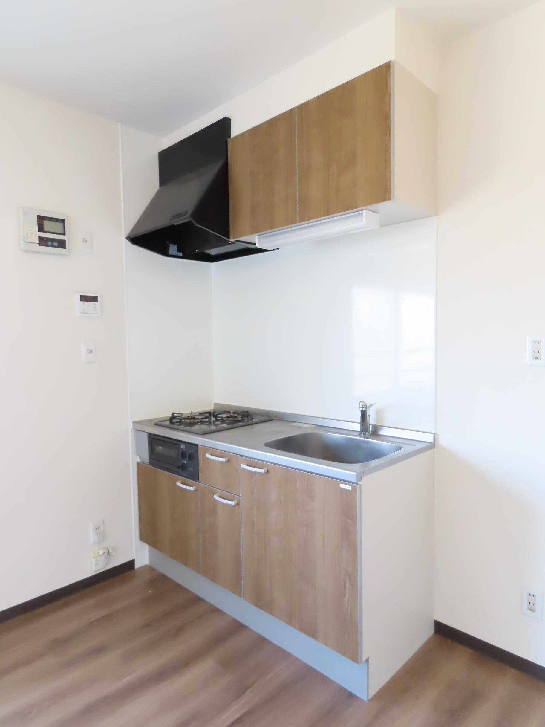 オークアベニューＡのキッチン|写真は反転タイプのＢ202号室です