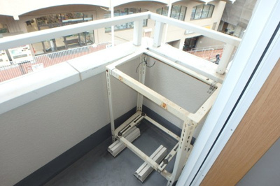 【バルコニー】 | ファミール１番館