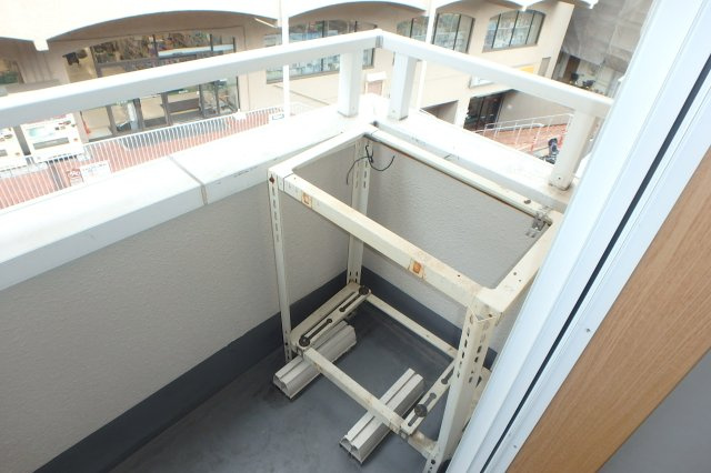 【バルコニー】 | ファミール１番館
