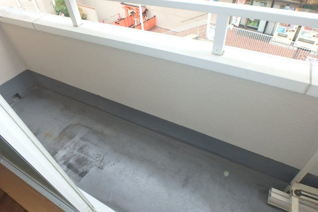 【バルコニー】 | ファミール１番館