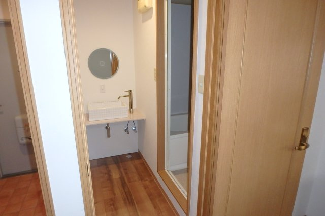 【洗面所】 | ファミール１番館