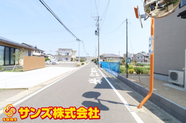 郡山市富田町字大徳南　　　2号棟　　　小山田小学校、郡山第６中学区の居間・リビング