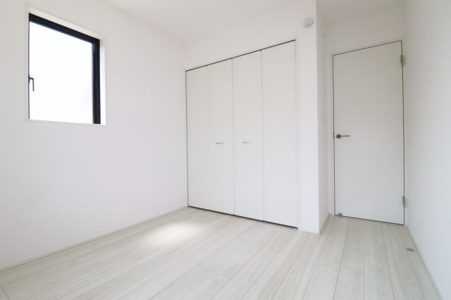 郡山市富田町字大徳南　　　2号棟　　　小山田小学校、郡山第６中学区の収納