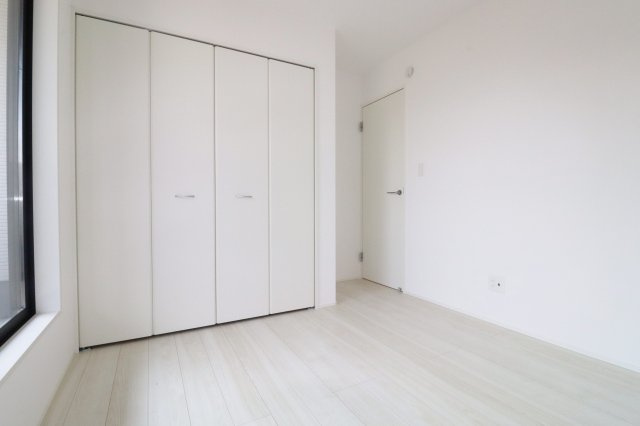 郡山市富田町字大徳南　　　2号棟　　　小山田小学校、郡山第６中学区の収納