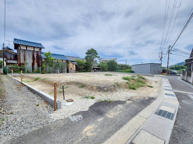 長岡京市奥海印寺門ノ町の前面道路含む現地写真|現地ご案内・周辺環境のご説明可能です。
お気軽にご相談ください！