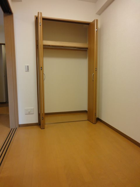 アドモリモト元町通の寝室