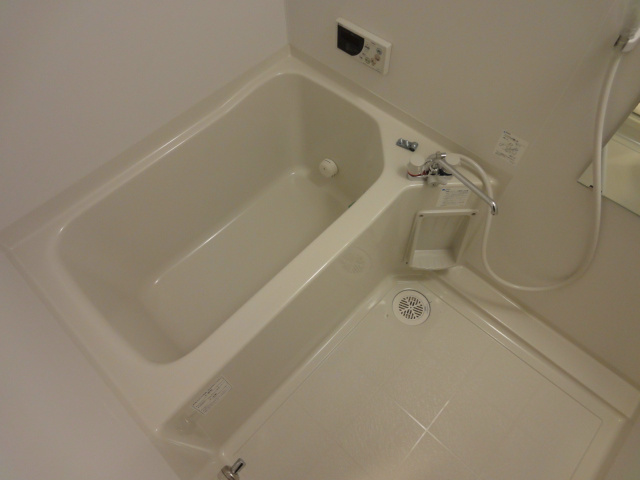 アドモリモト元町通の浴室