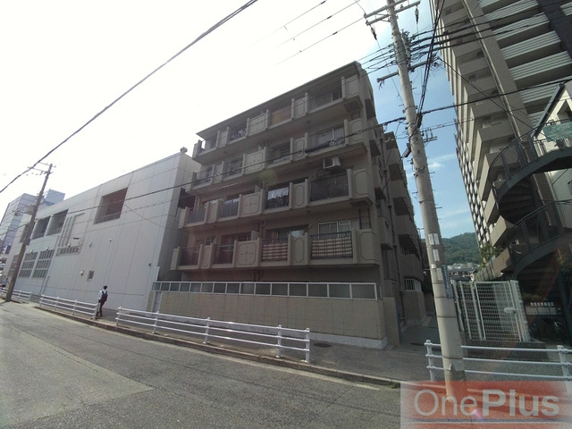 甲南メゾン本山の外観