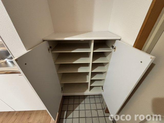 エムズビルの収納