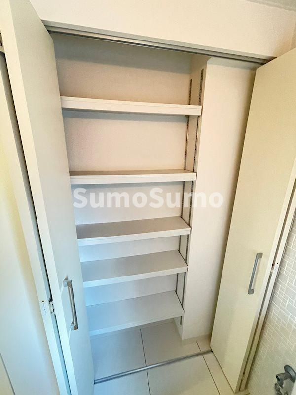 Poco A Poco 三宮 High Towerの収納