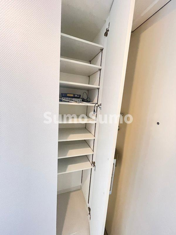 Poco A Poco 三宮 High Towerの収納